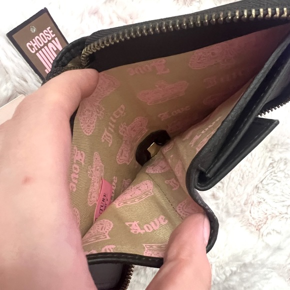 SOLD - Picture 6 of 7